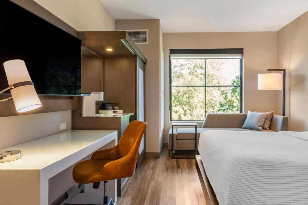 Cambria Hotel New Haven University Area - Standard King Room - Non Fumo