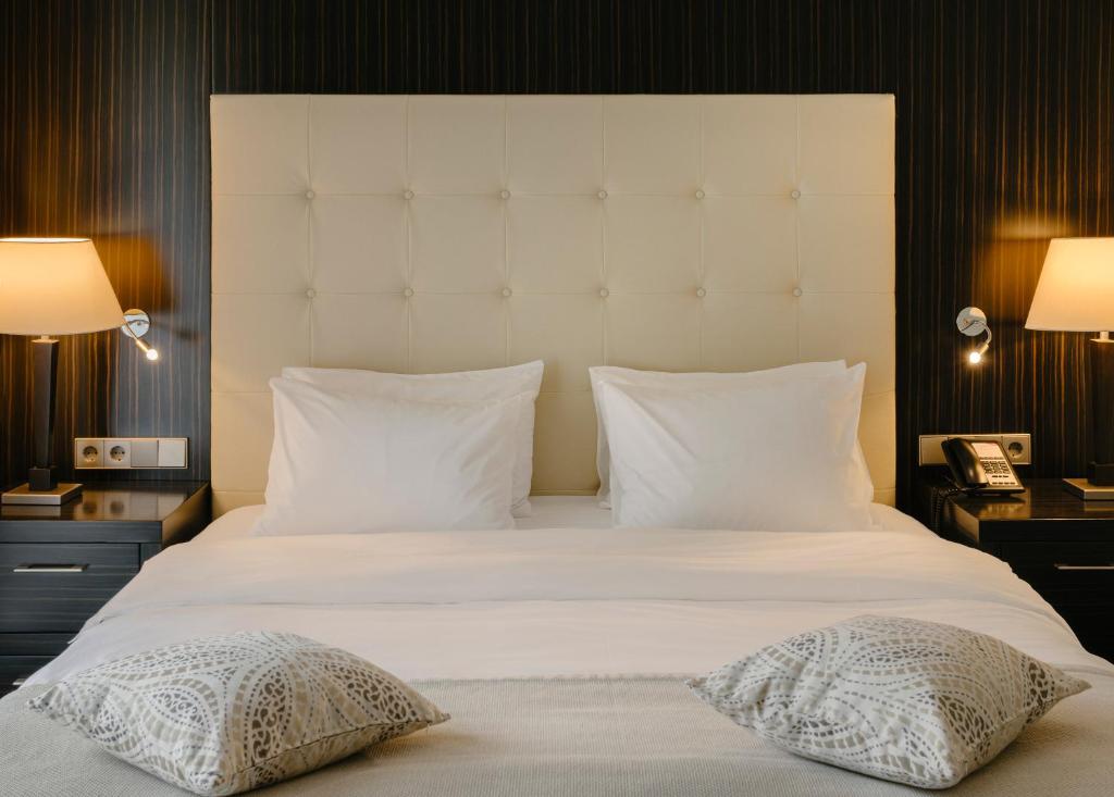 Crowne Plaza - Borjomi by IHG - غرفة الملك القياسية