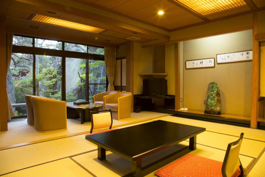 Posezení v ubytování Beautiful Japanese Garden Kagetsu