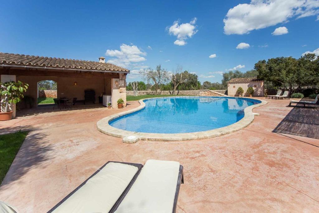 The swimming pool at or close to Finca Cas Contador Mallorca