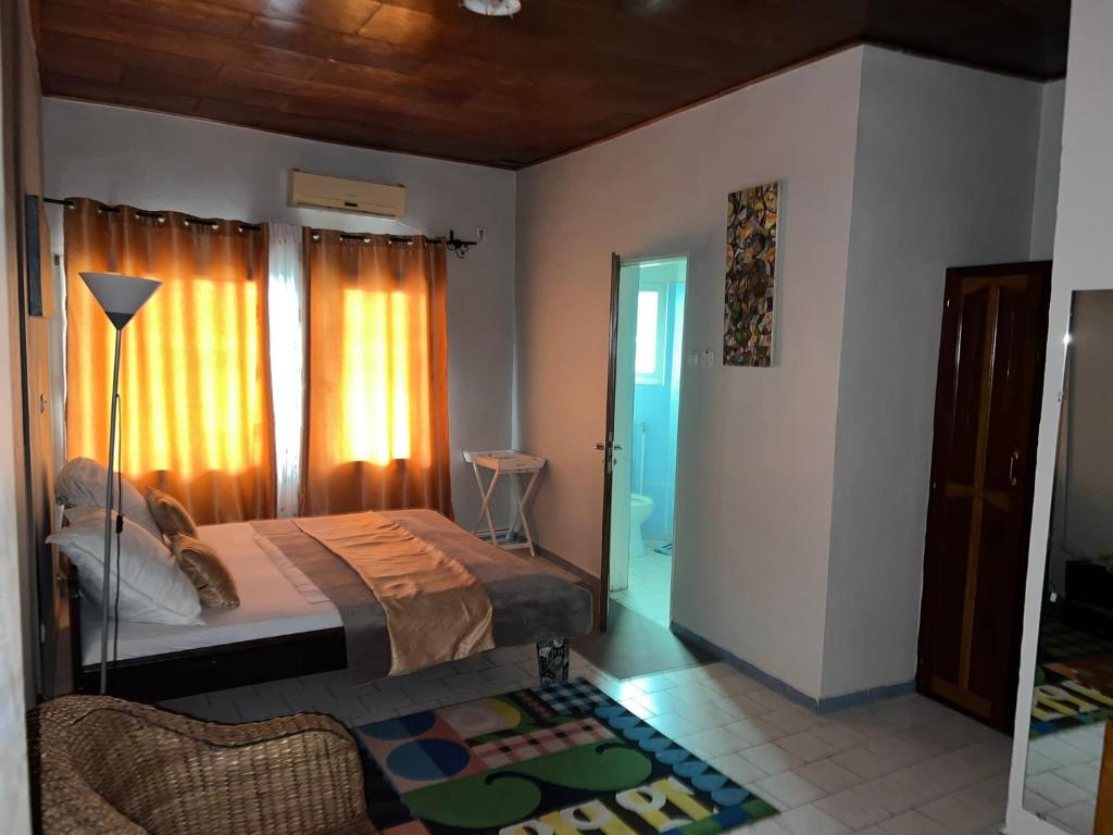 THE LK HOTEL LIMBE (Cameroun Limbé)