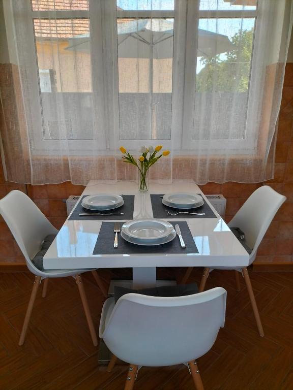 Fotografia z galérie ubytovania Sakura Studio Apartment v Mosonmagyaróvári