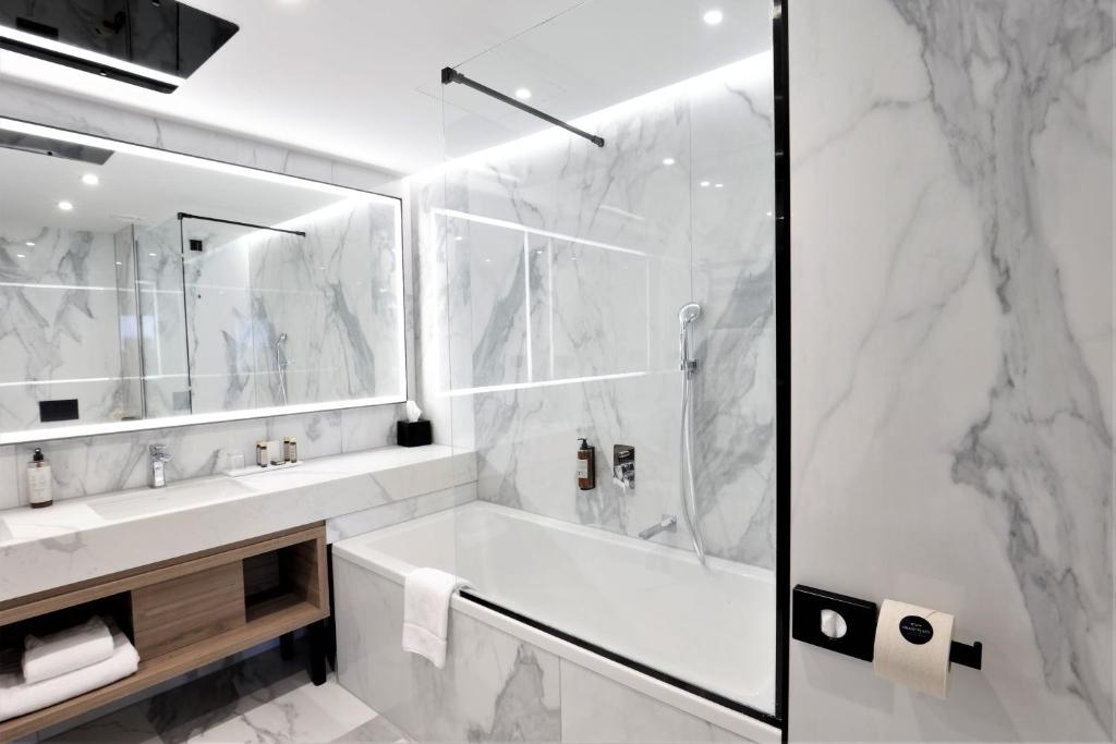 Grand Plaza Hotel & Congress Center - Resim 44