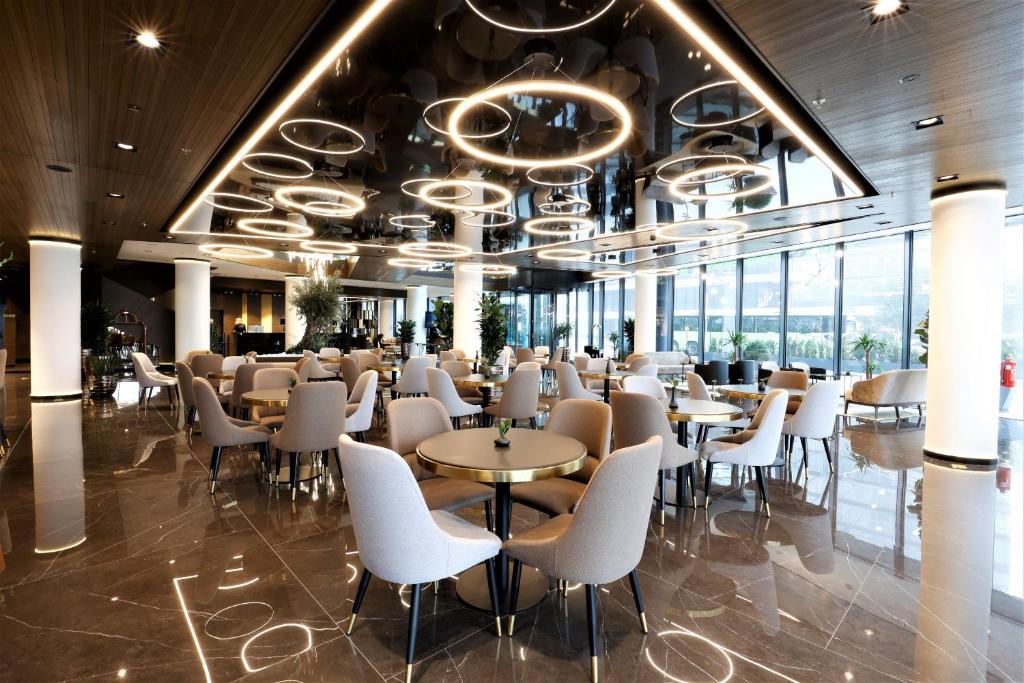 Grand Plaza Hotel & Congress Center - Resim 29