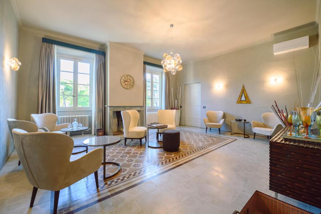 Posezení v ubytování Palazzo Froussard B&B and Living