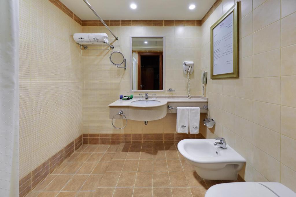 Koupelna v ubytování Makarem Al Bait Al Azizia Hotel