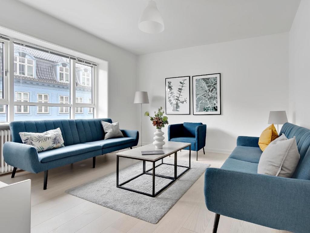 Predel za sedenje v nastanitvi Sanders Fjord - Smart One-Bedroom Apartment In Center of Roskilde
