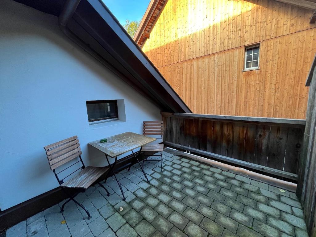 Televízia a/alebo spoločenská miestnosť v ubytovaní Hotel & Restaurant Hasenstrick