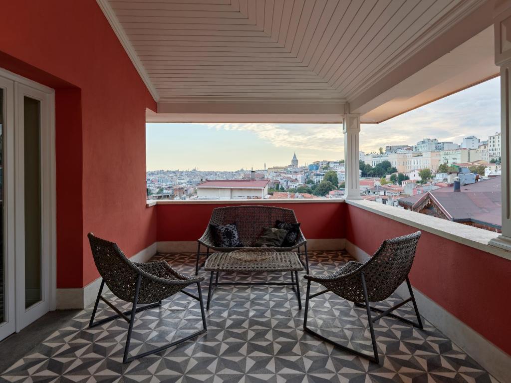 A balcony or terrace at Be Mate Casa Di Bava