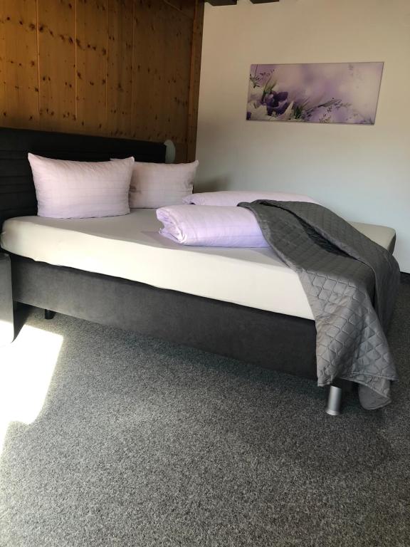 Postel nebo postele na pokoji v ubytování Haus Hubertus Sommerpreise incl Sommercard
