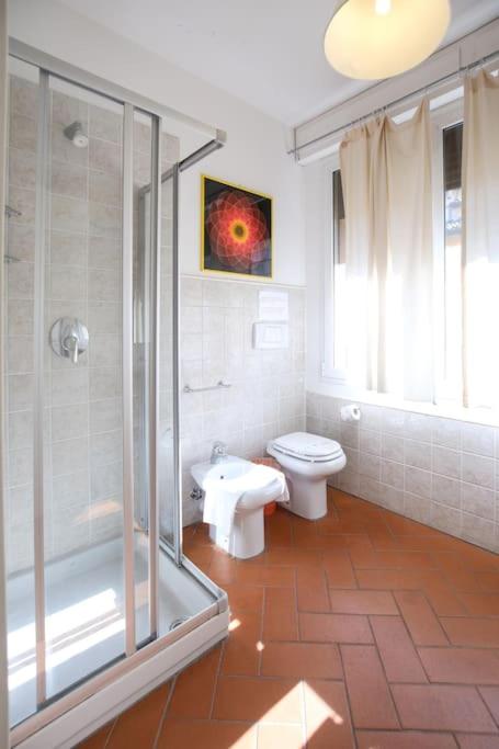 Kúpeľňa v ubytovaní Nice Apartment Near Ponte Vecchio