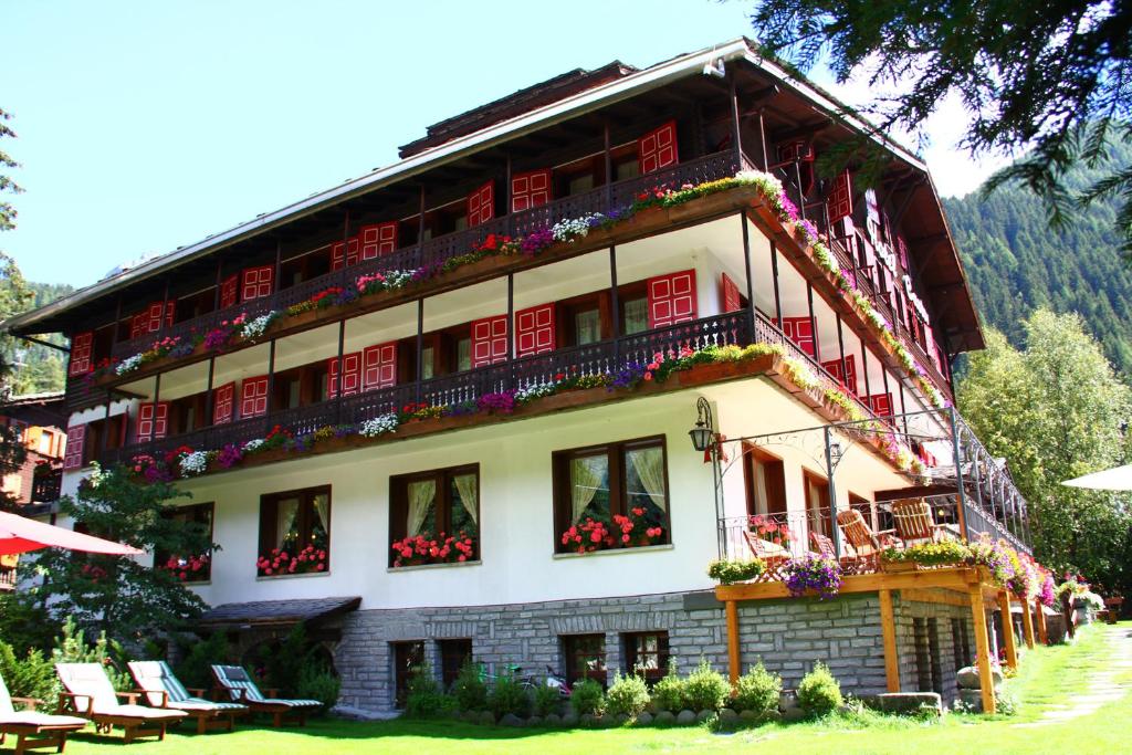 Budova, kde se hotel nachází