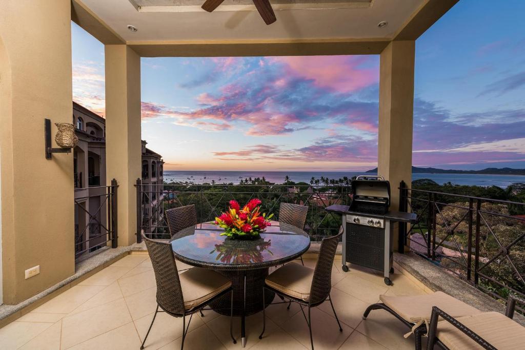 Matapalo 605 2 Bedroom Ocean View Condo at the Diria Resort, Tamarindo