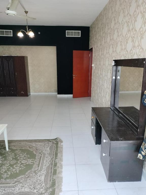 Homestay Falcon Tower A4, Ajman, UAE