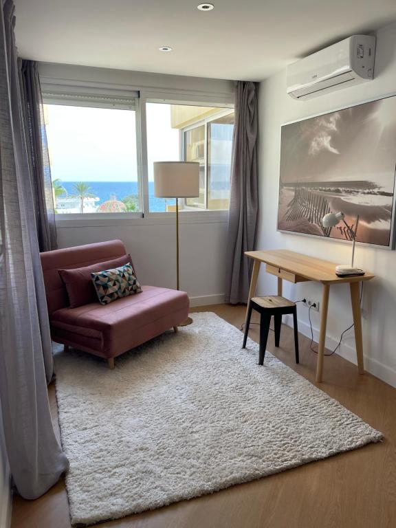 Posezení v ubytování Duplex con encanto en Paseo Maritimo de Marbella