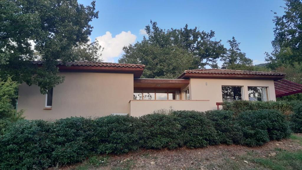 Villa cosy avec vue - Domaine de l'Espinet - Villa De Trois Chambres