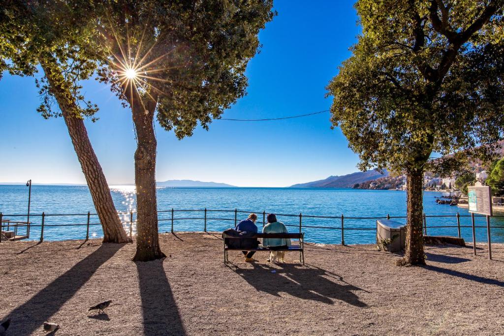 Fotografia z galérie ubytovania Altamar Seaview Opatija v destinácii Opatija