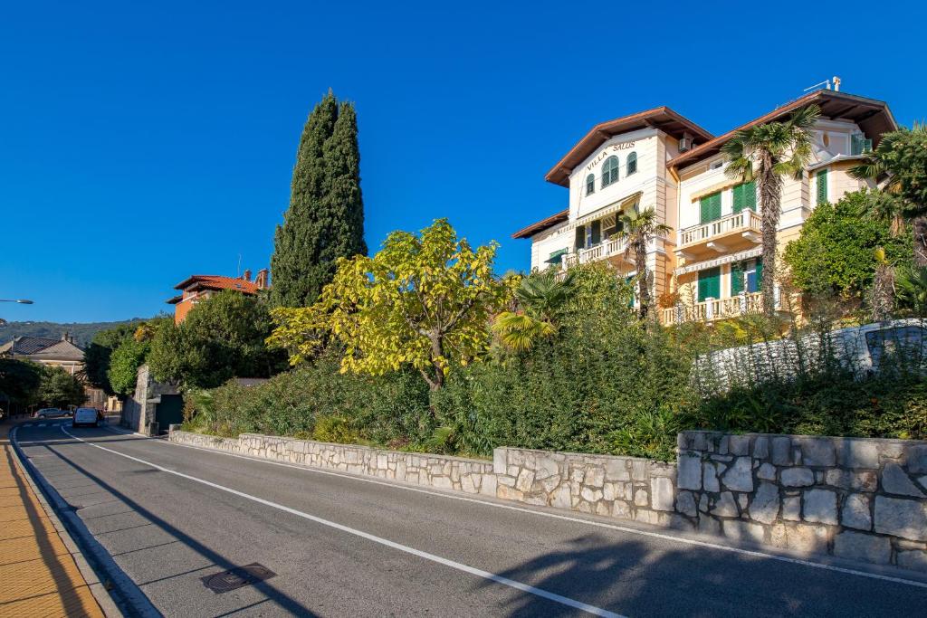 Fotografia z galérie ubytovania Altamar Seaview Opatija v destinácii Opatija