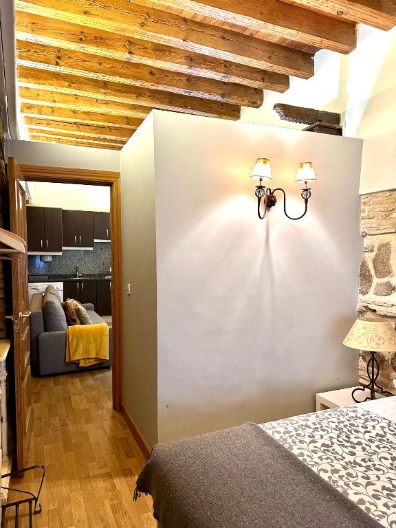 Apart. San Pedro II - junto a catedral - 15