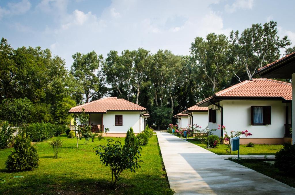 Фотография из галереи HTP Velika Plaža Ulcinj в Улцине