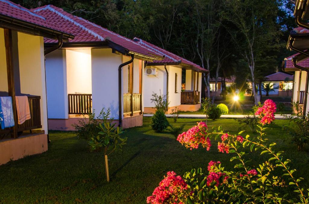 Фотография из галереи HTP Velika Plaža Ulcinj в Улцине