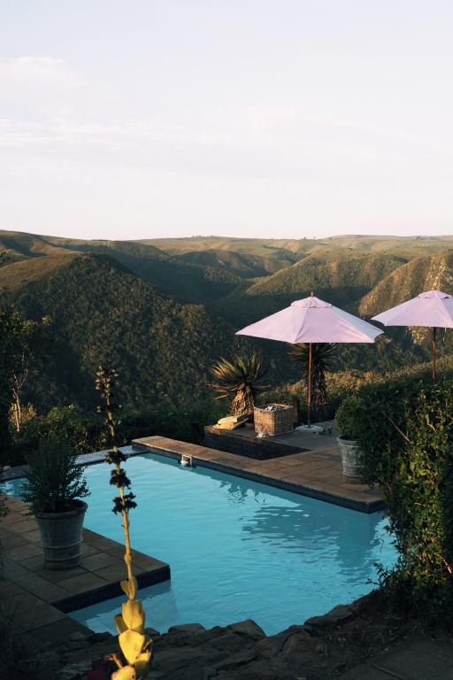 Piscina di Camp Figtree by The Oyster Collection o nelle vicinanze