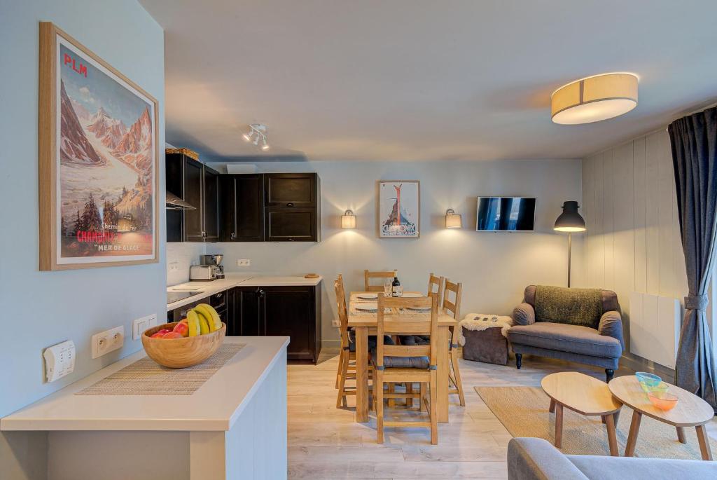 Posedenie v ubytovaní Apartment Fermes du Montenvers B2- Alpes Travel - Central Chamonix (sleeps 4-5)