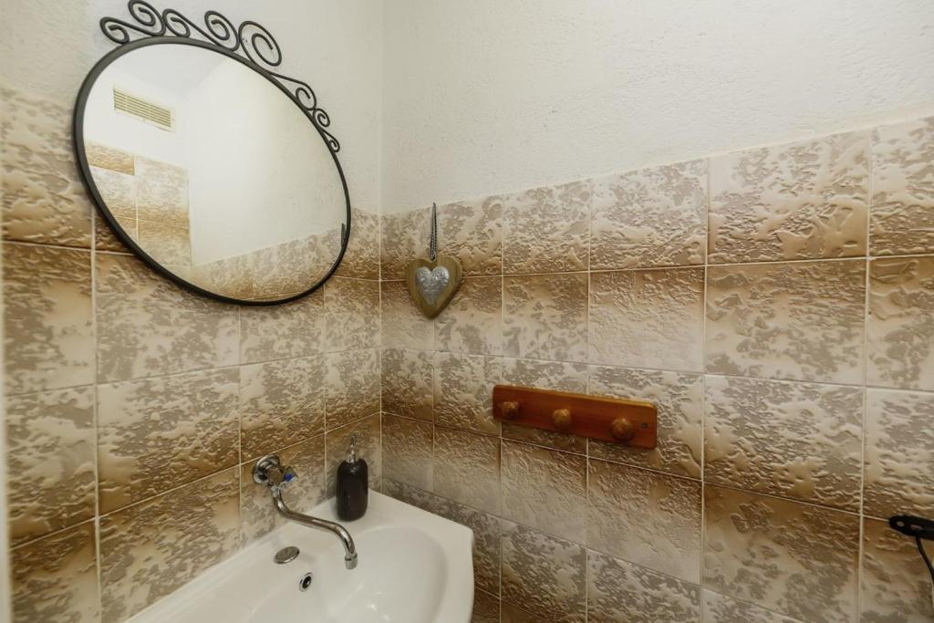 Kúpeľňa v ubytovaní Barba in Trogir - Mittel-Dalmatien