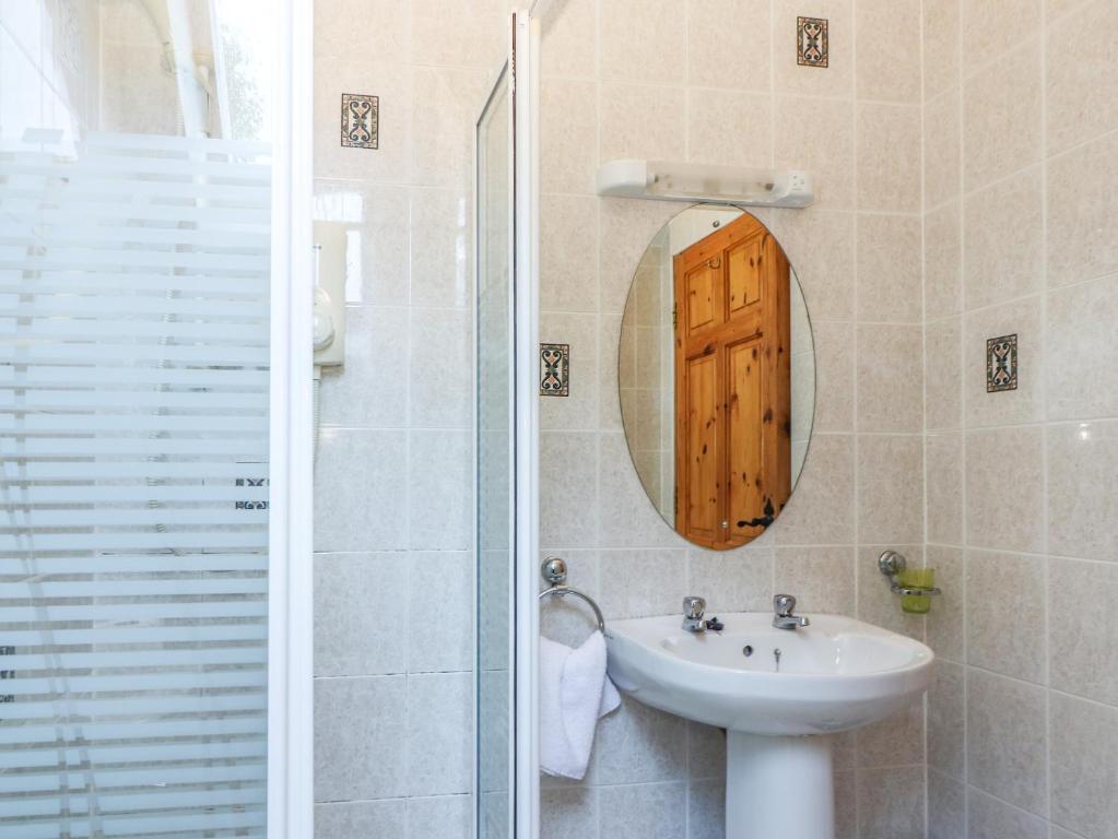 Koupelna v ubytování Fernwood
