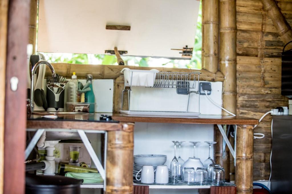 A cozinha ou kitchenette de Shuit Bambou