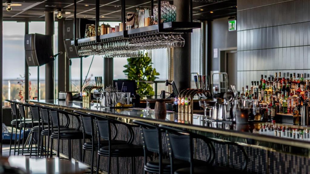 Lounge nebo bar v ubytování Clarion Hotel Umeå