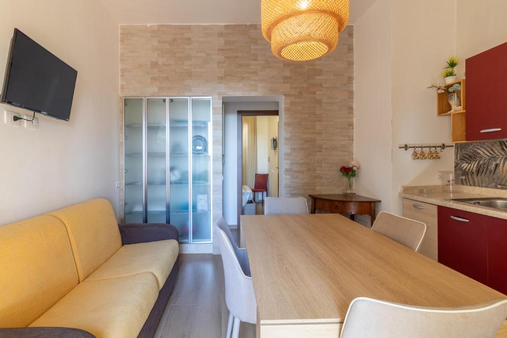 Kuchyňa alebo kuchynka v ubytovaní Saija Apartment con piscina