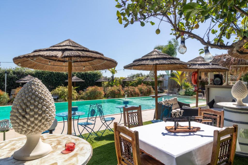 Bazén v ubytovaní Saija Apartment con piscina alebo v jeho blízkosti