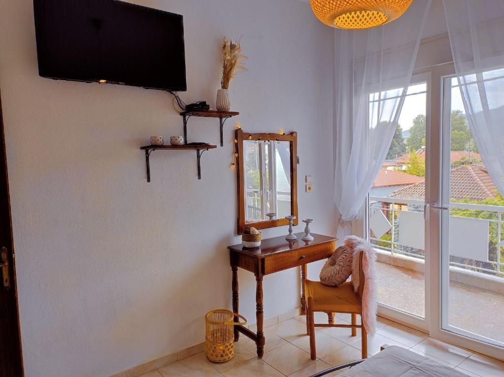 Telewizja i/lub zestaw kina domowego w obiekcie Apartment Marina 3