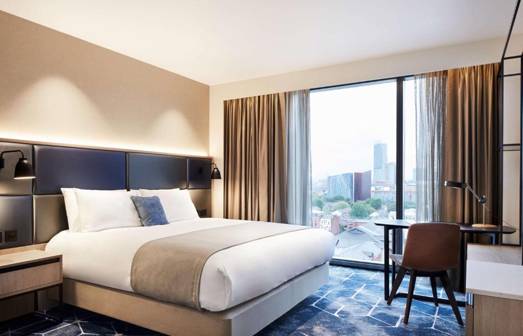 Postel nebo postele na pokoji v ubytování Hyatt Regency Manchester