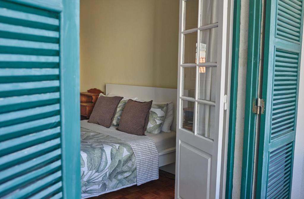 Cama ou camas em um quarto em Ljmonade Hostel