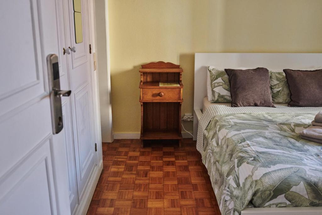 Cama ou camas em um quarto em Ljmonade Hostel
