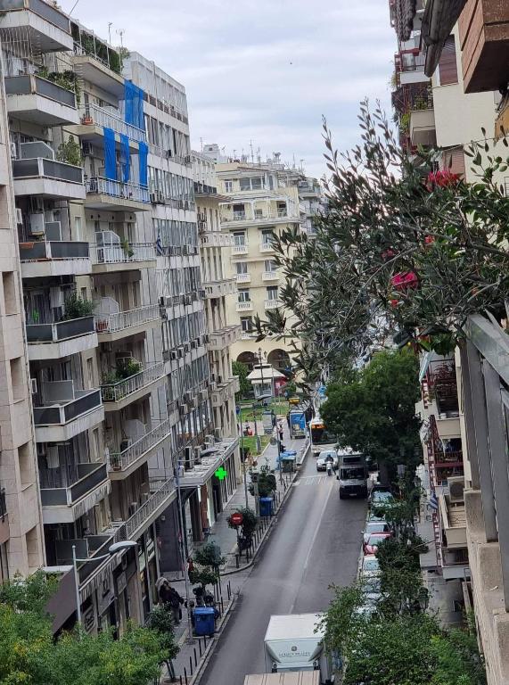 Center Point Thessaloniki - 1