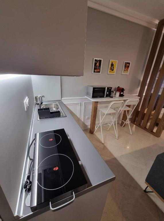 Center Point Thessaloniki - 10