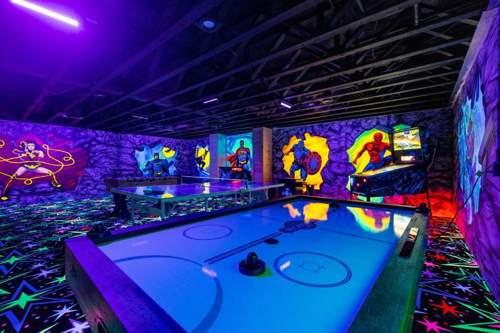 Theater In The SmokiesGame Room, Theater Room, Free Attraction Tickets