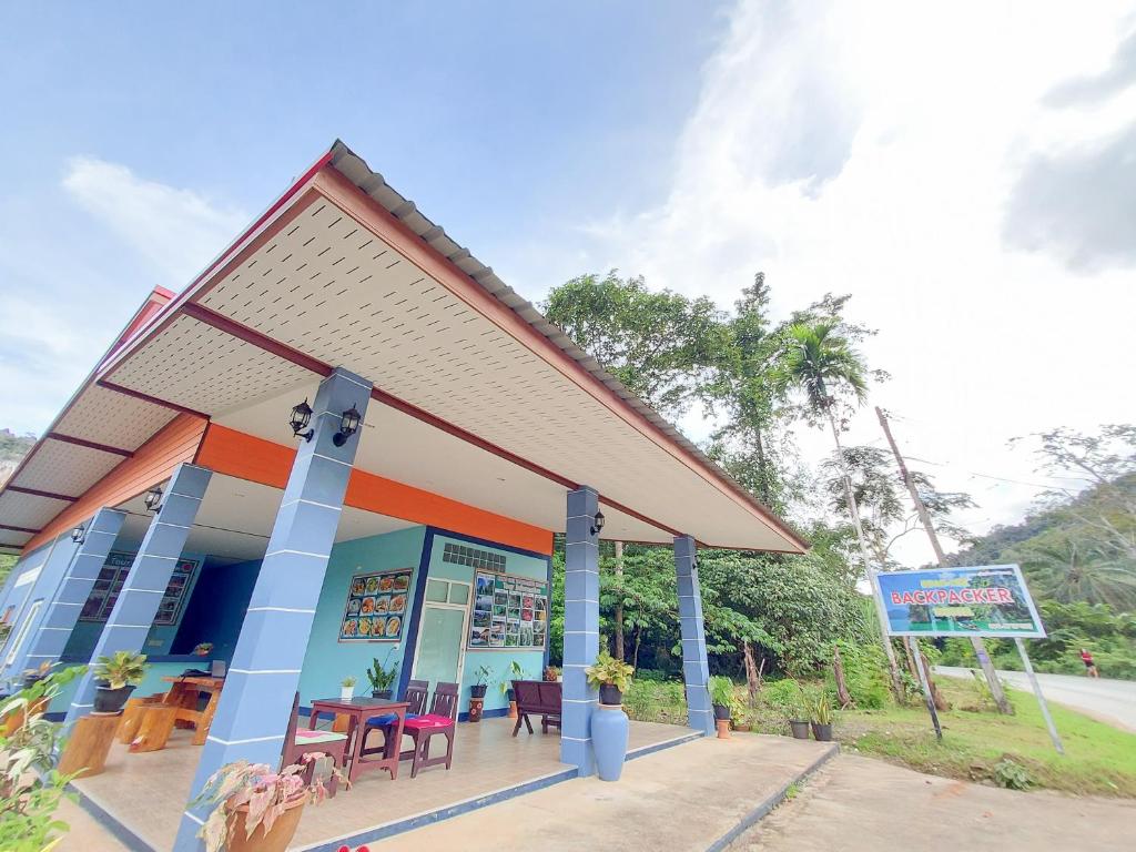 Khao Sok Backpacker Hostel - 床12床混合宿舍房间