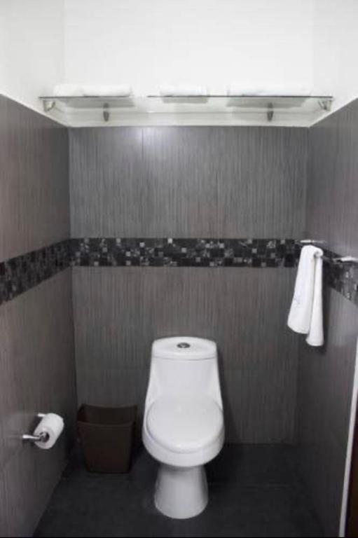 Koupelna v ubytování Ananta Hotel