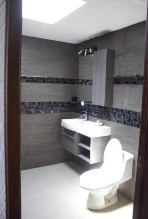 Koupelna v ubytování Ananta Hotel