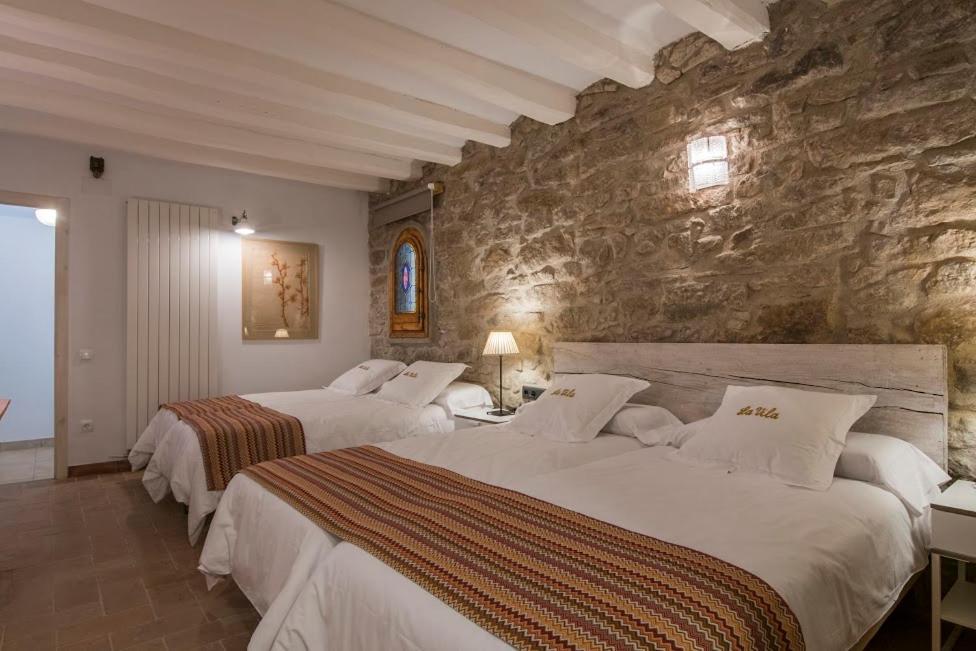 La Vila dArgençola - Apartamentos, Castellnou de Bages ...