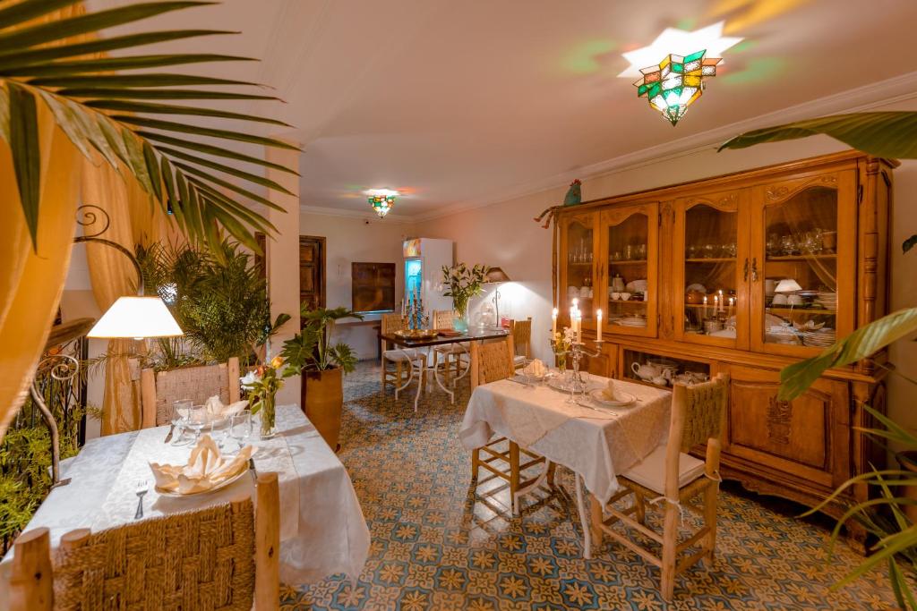 Posezení v ubytování Abelia Riad - 2024 traveler's Choice Award