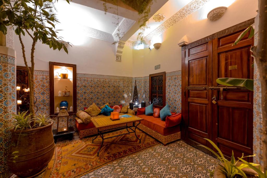 Posezení v ubytování Abelia Riad - 2024 traveler's Choice Award