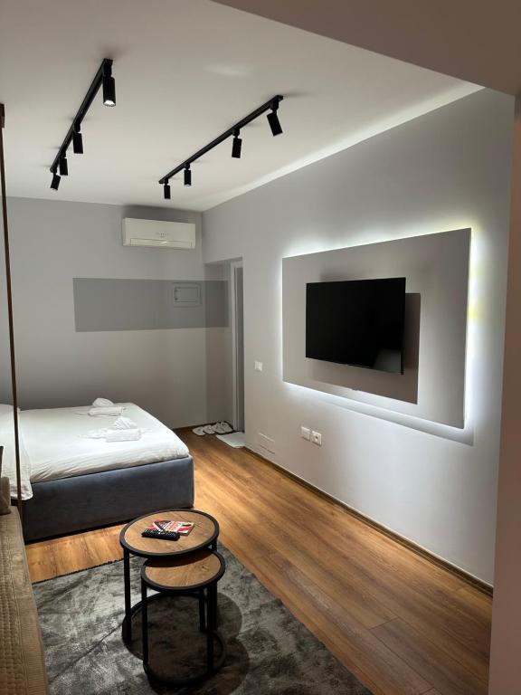 4SeasonsGea , Studio Apartment In Heart Of Tirana - Image 5