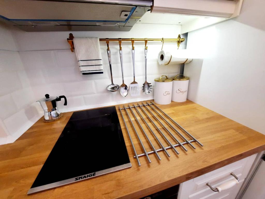 Kuchyň nebo kuchyňský kout v ubytování VARNA NAUTICAL Apartment