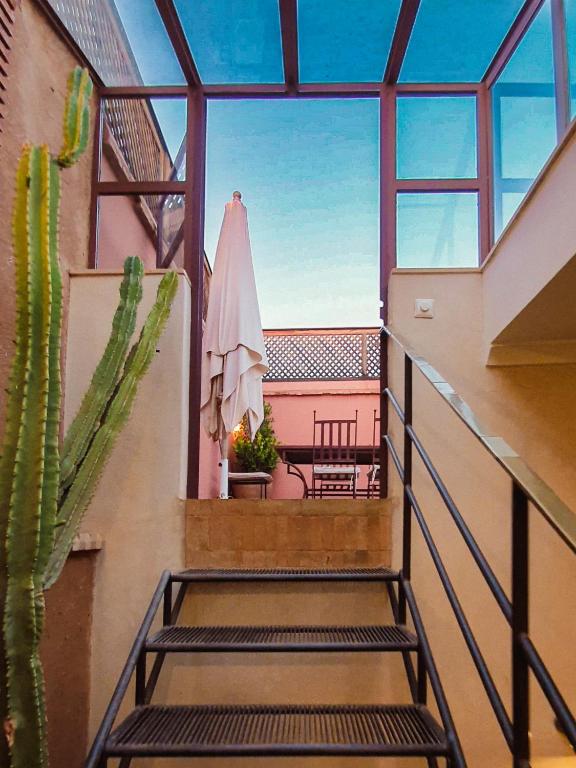 Balkón nebo terasa v ubytování Riad 92 - Architect's Riad in the Exclusive Dar El Bacha