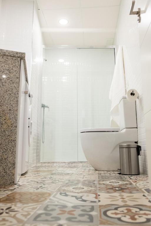 A bathroom at La Judería del Buen Viaje